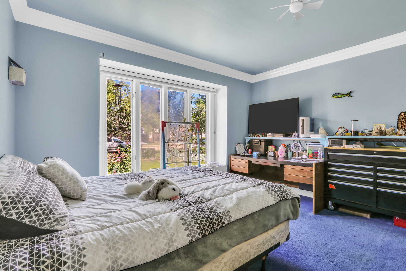 3947 Blackstone Avenue, Gurnee, IL 60031