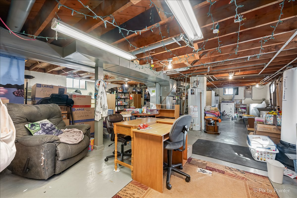 227 N Elmwood Avenue, Waukegan, IL 60085