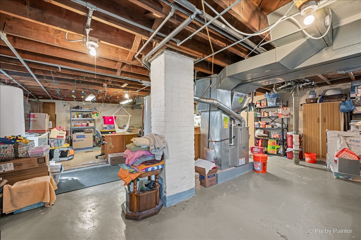 227 N Elmwood Avenue, Waukegan, IL 60085