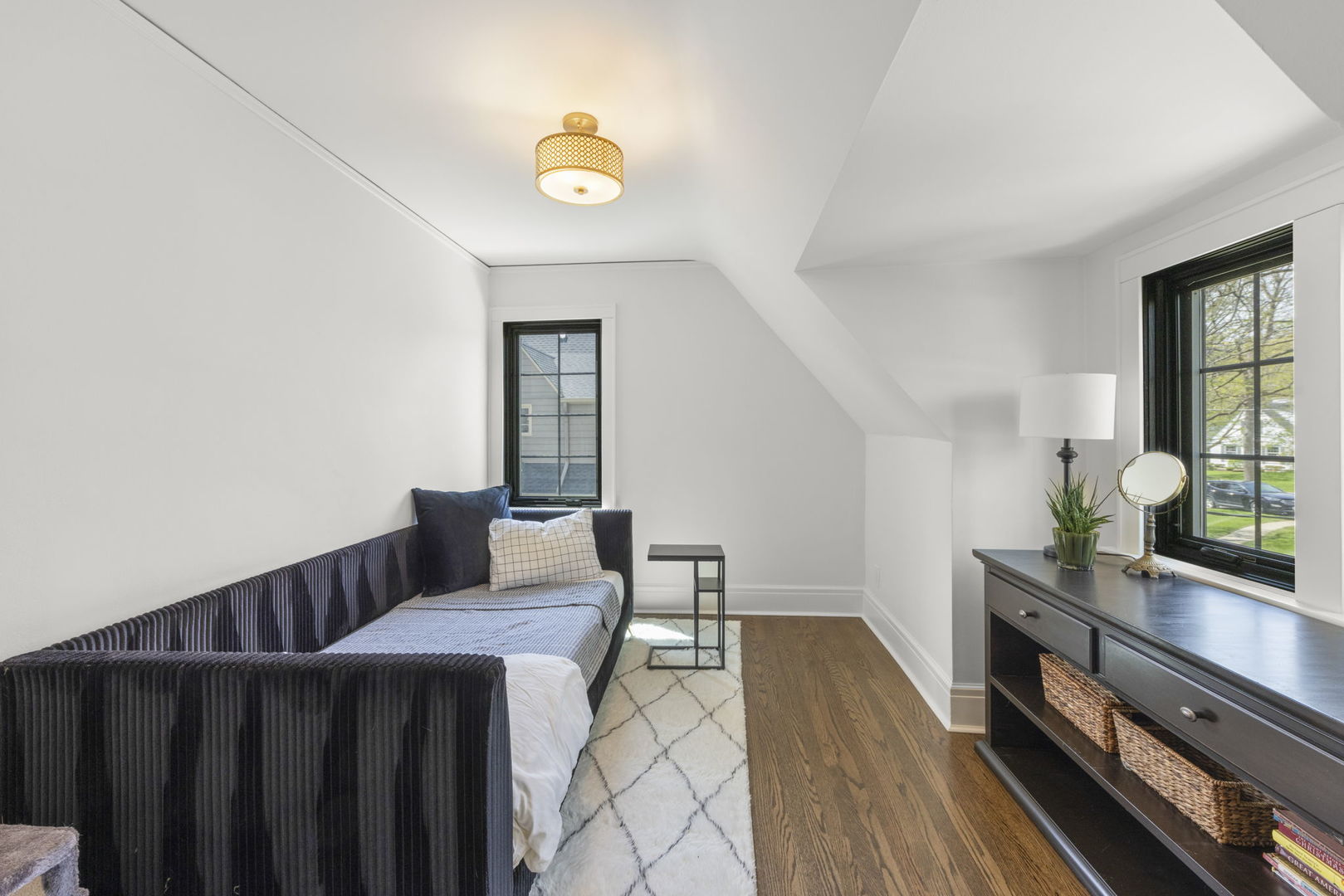 639 N Park Boulevard, Glen Ellyn, IL 60137