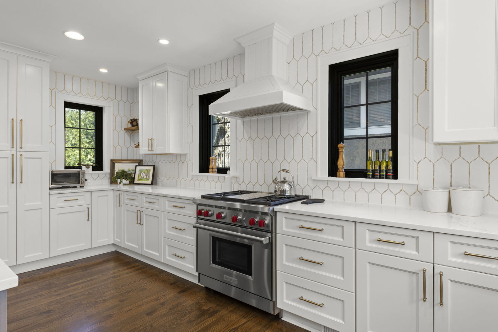 639 N Park Boulevard, Glen Ellyn, IL 60137