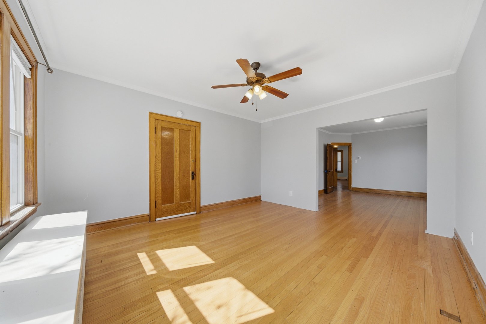 5418 W School Street, Chicago, IL 60641