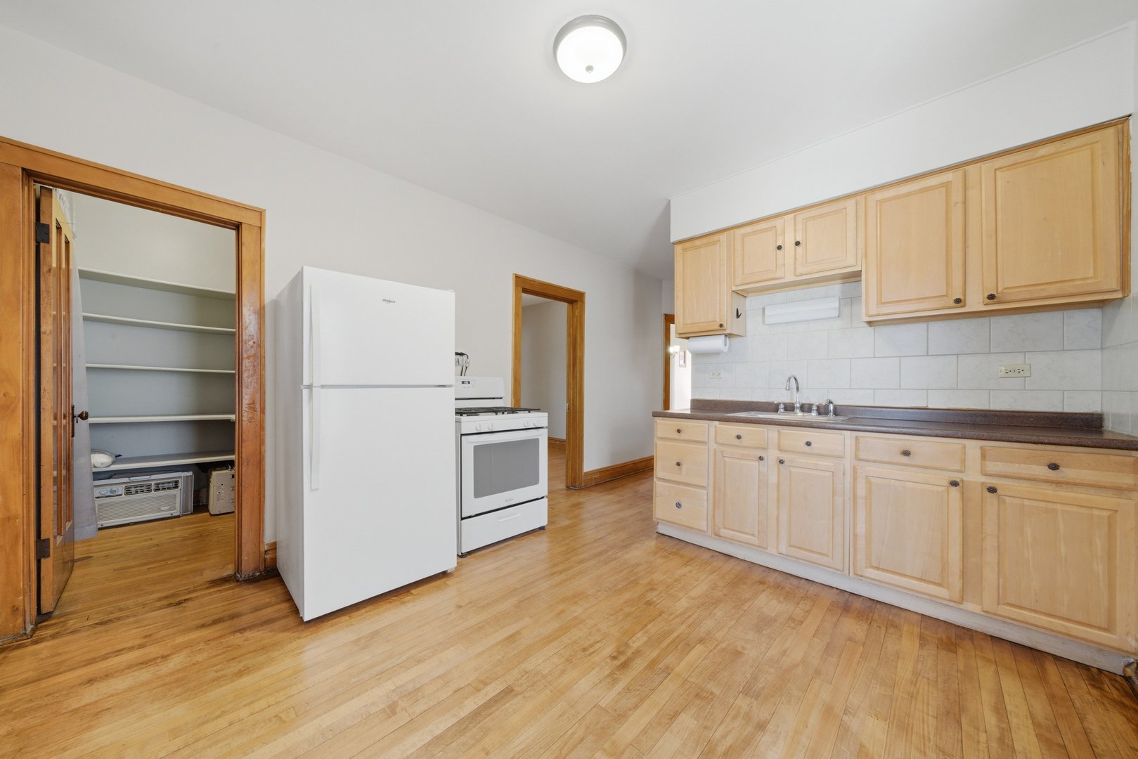 5418 W School Street, Chicago, IL 60641