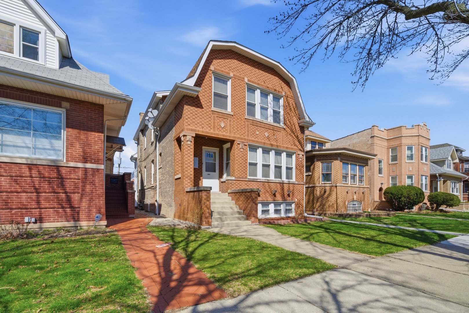 5418 W School Street, Chicago, IL 60641
