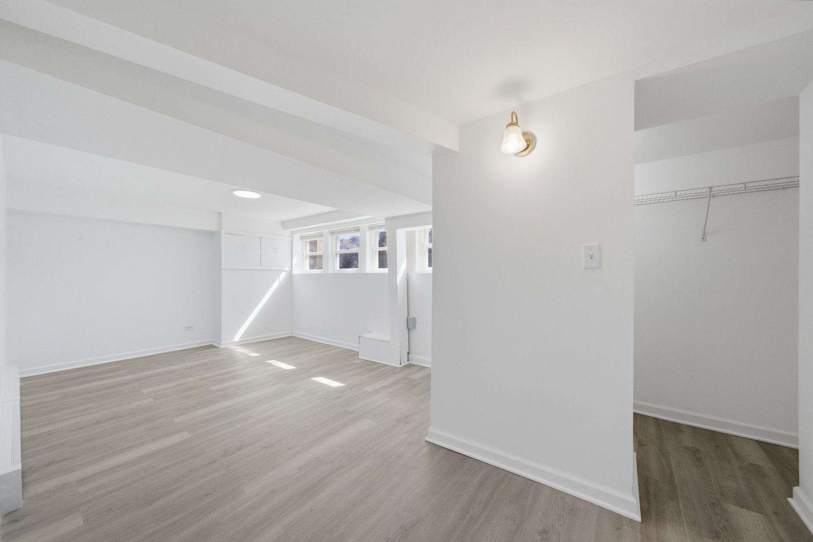 5418 W School Street, Chicago, IL 60641