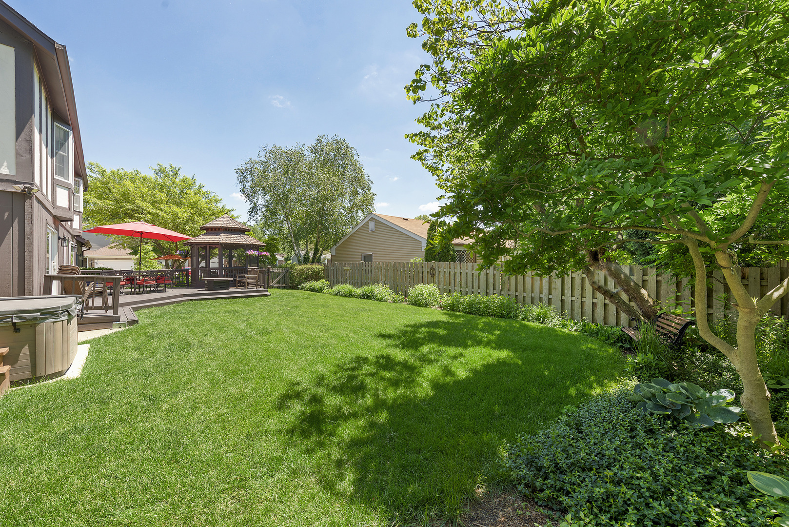 1378 Colonial Square, Wheaton, IL 60189