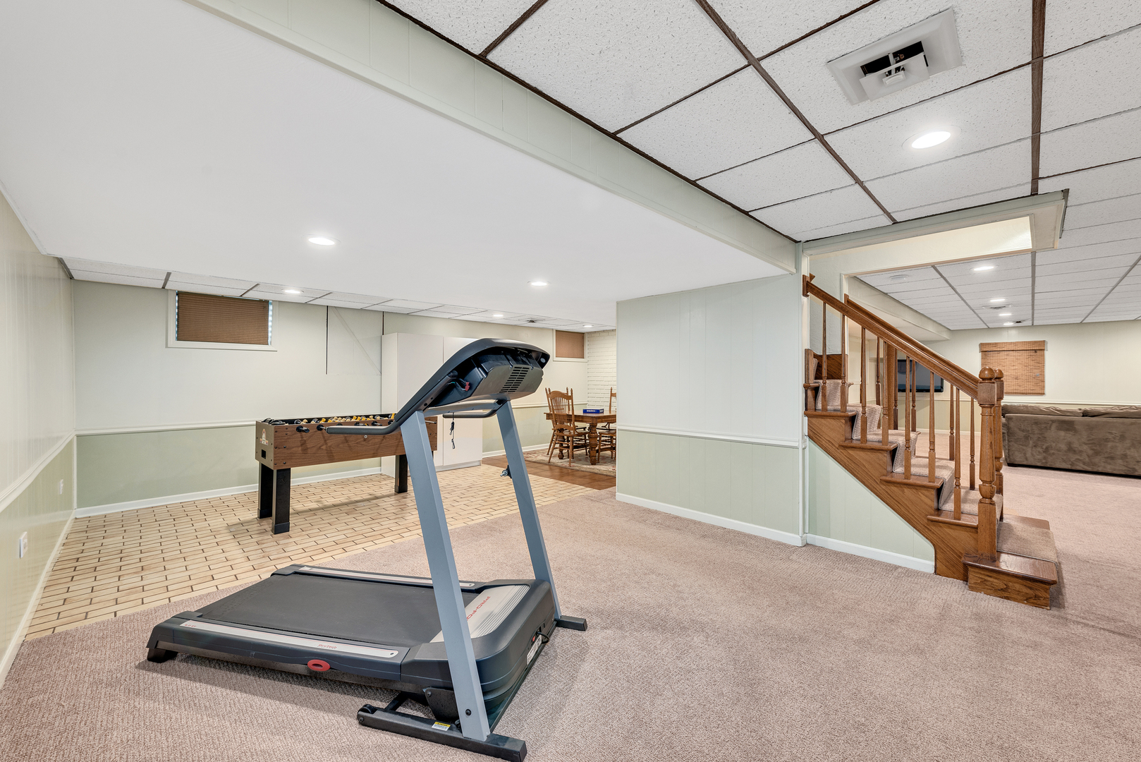 1378 Colonial Square, Wheaton, IL 60189