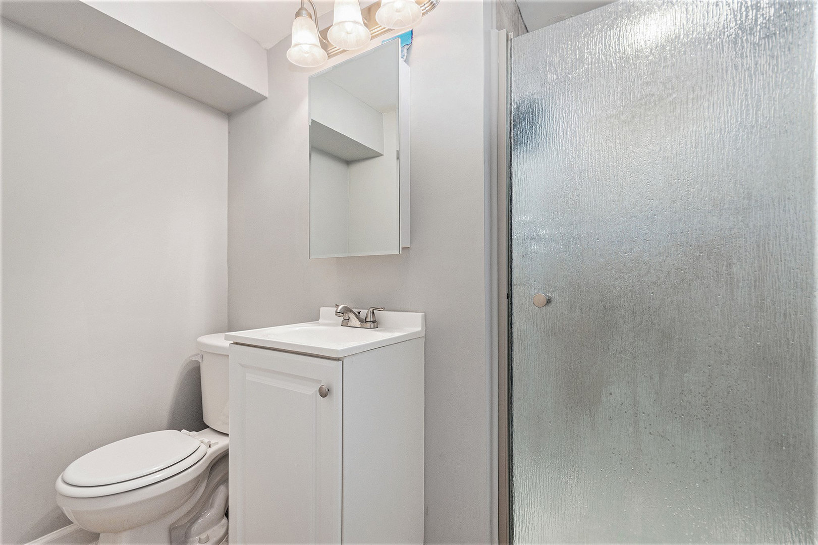 2316 S 10th Avenue, Broadview, IL 60155