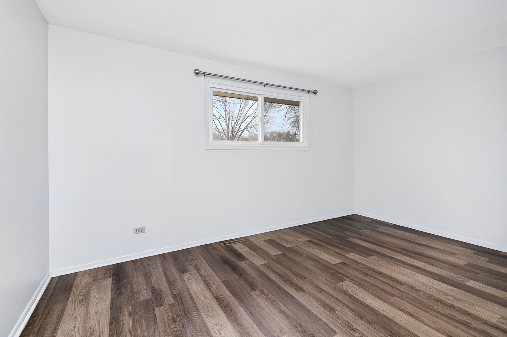 1319 Highland Avenue, Lockport, IL 60441