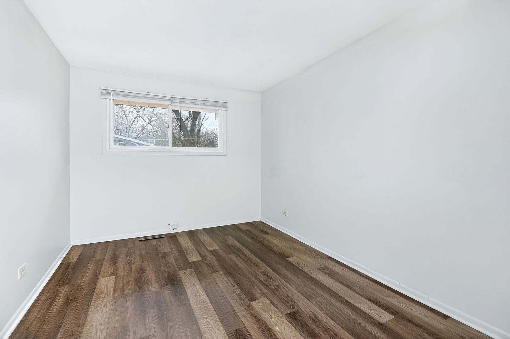 1319 Highland Avenue, Lockport, IL 60441