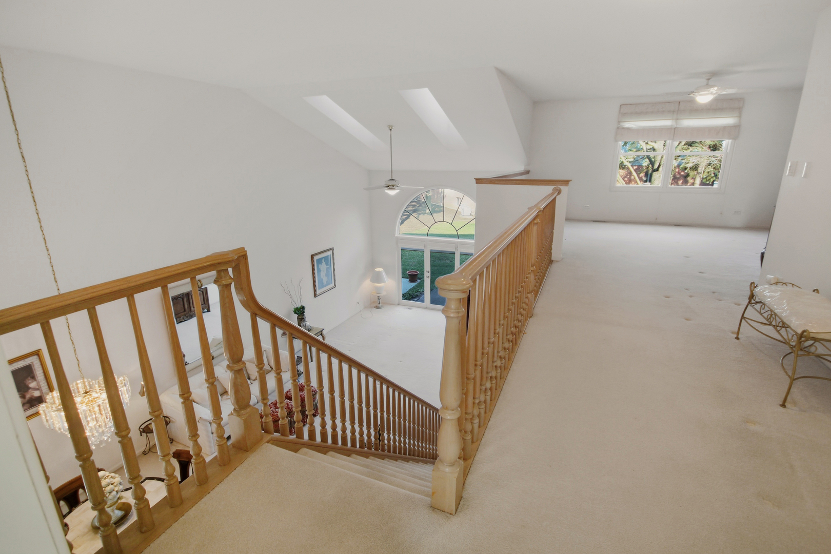 205 Faith Court, Bloomingdale, IL 60108