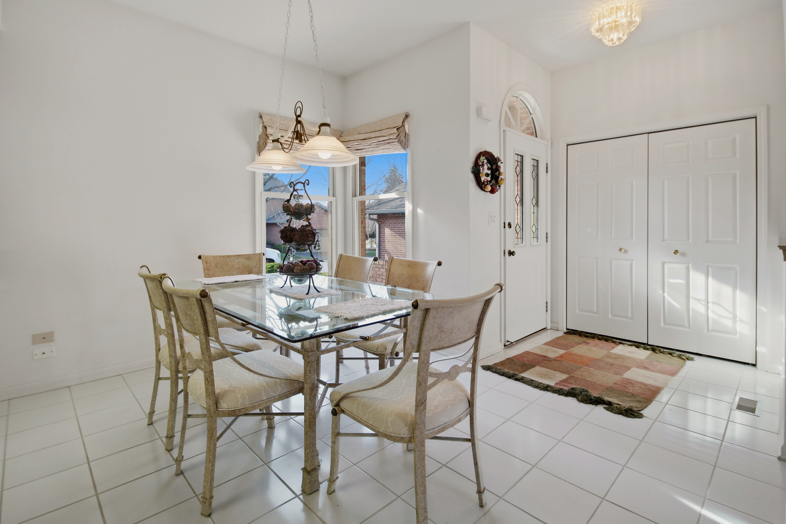 205 Faith Court, Bloomingdale, IL 60108