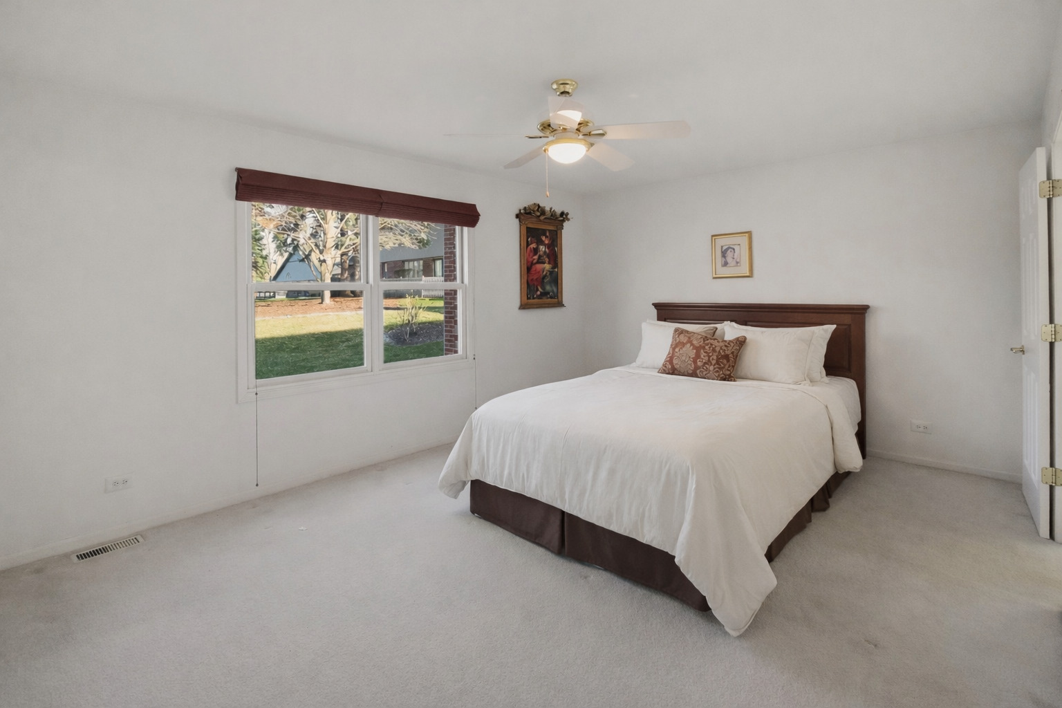 205 Faith Court, Bloomingdale, IL 60108