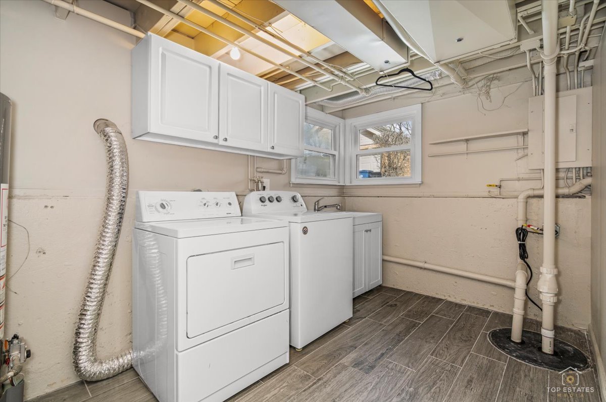 735 S Princeton Avenue, Villa Park, IL 60181