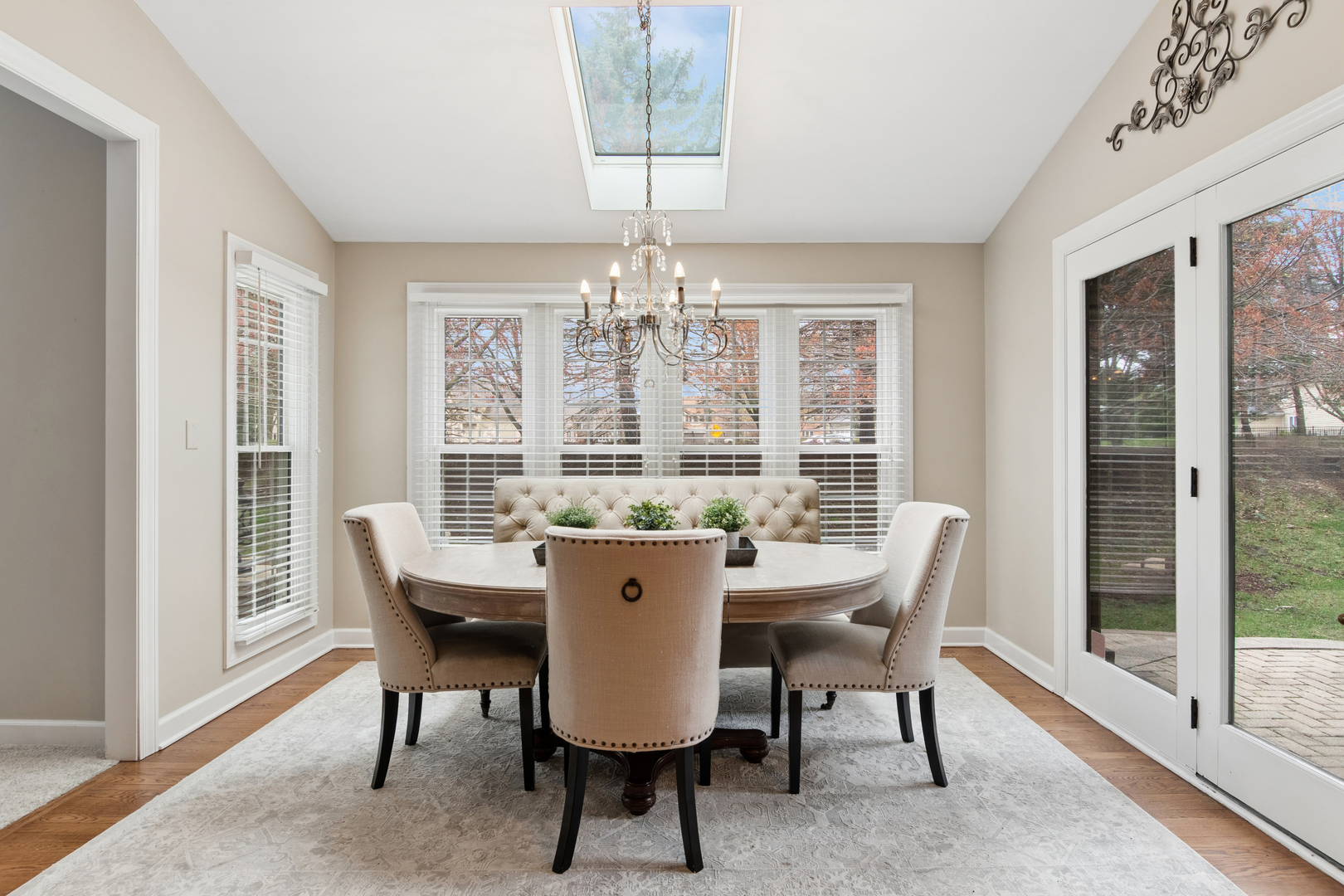 2321 Courtland Court, Aurora, IL 60502