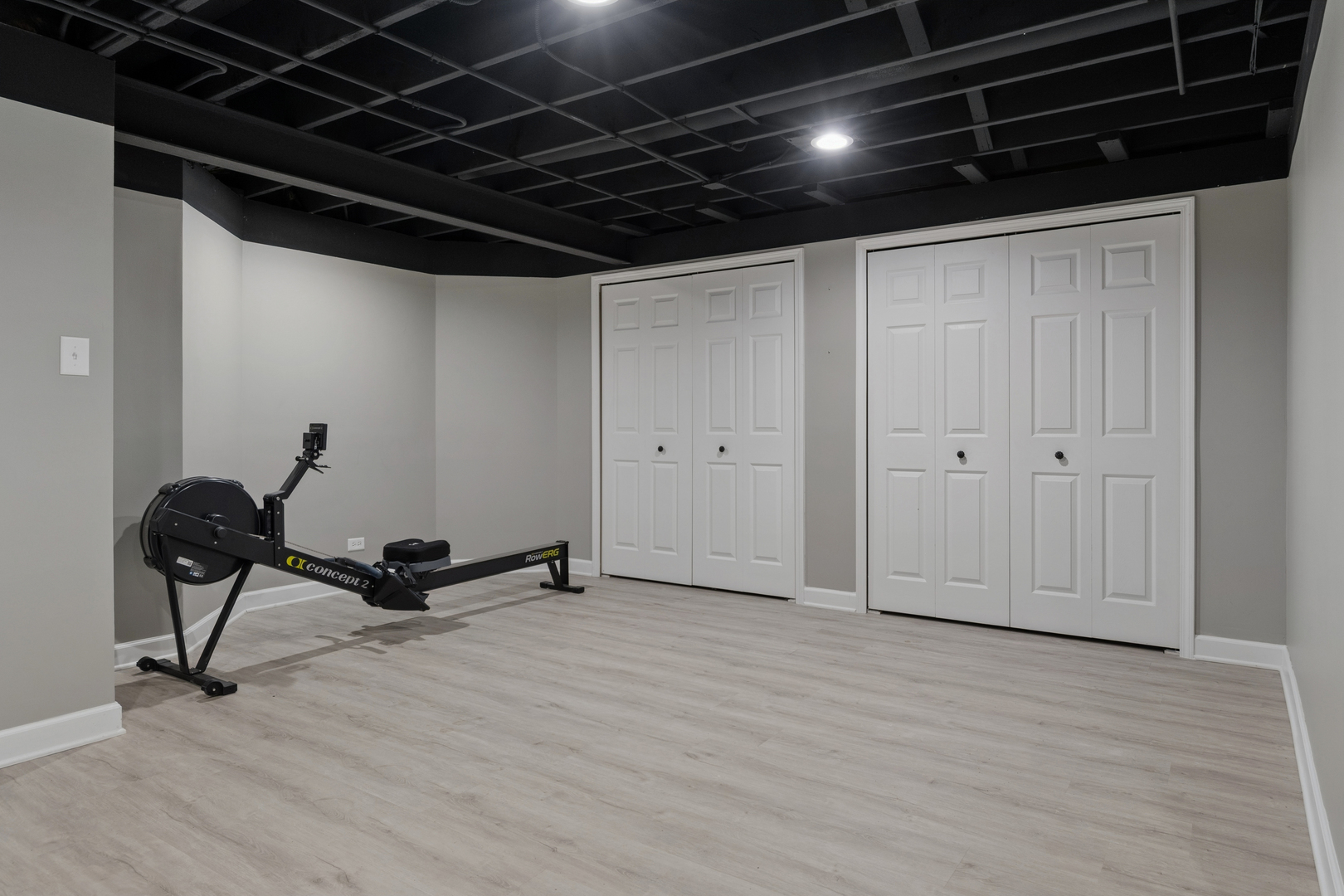 2321 Courtland Court, Aurora, IL 60502