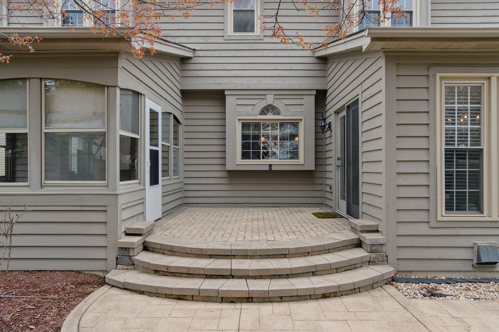 2321 Courtland Court, Aurora, IL 60502