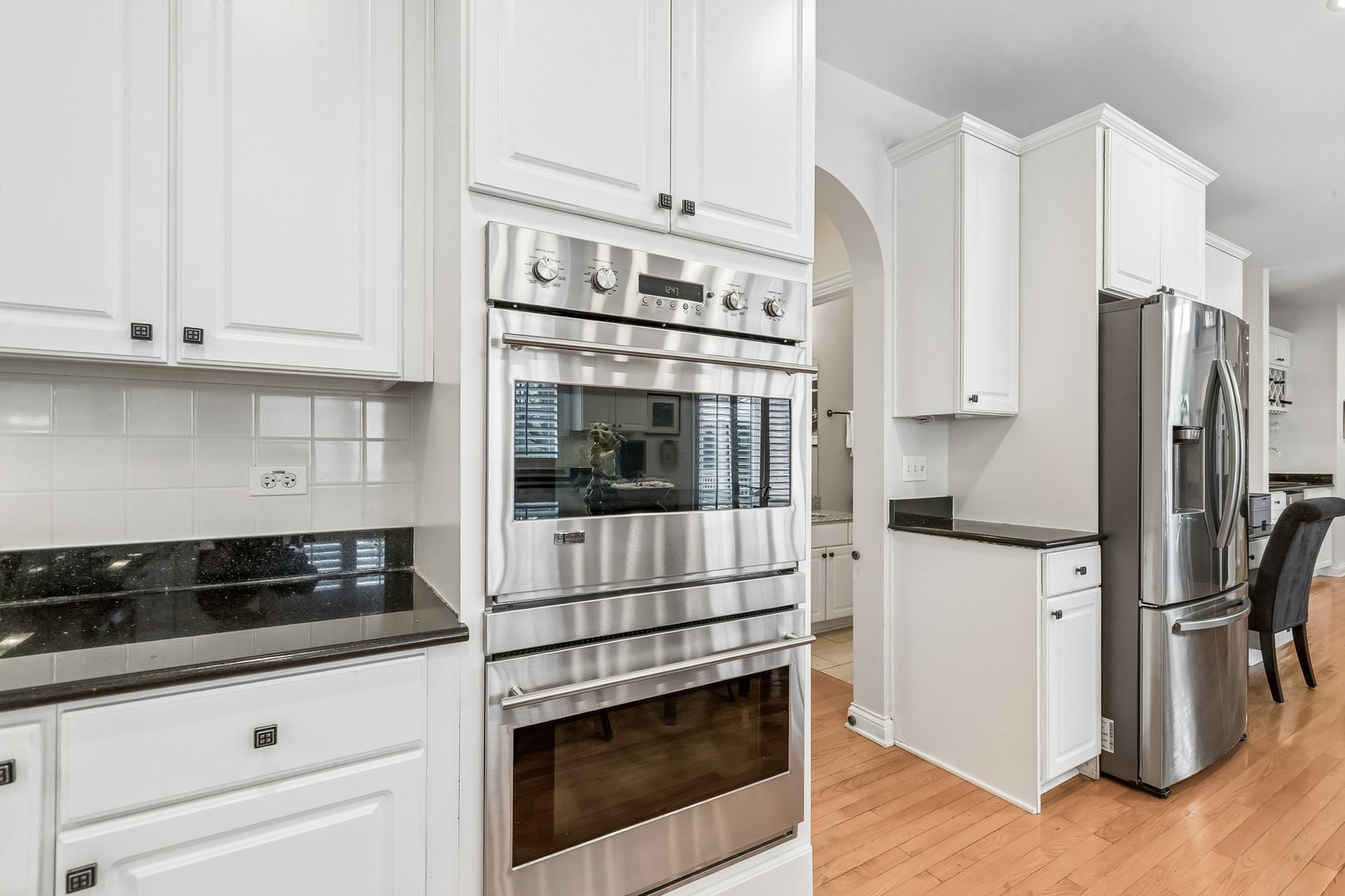 25246 N Abbey Glenn Drive, Hawthorn Woods, IL 60047