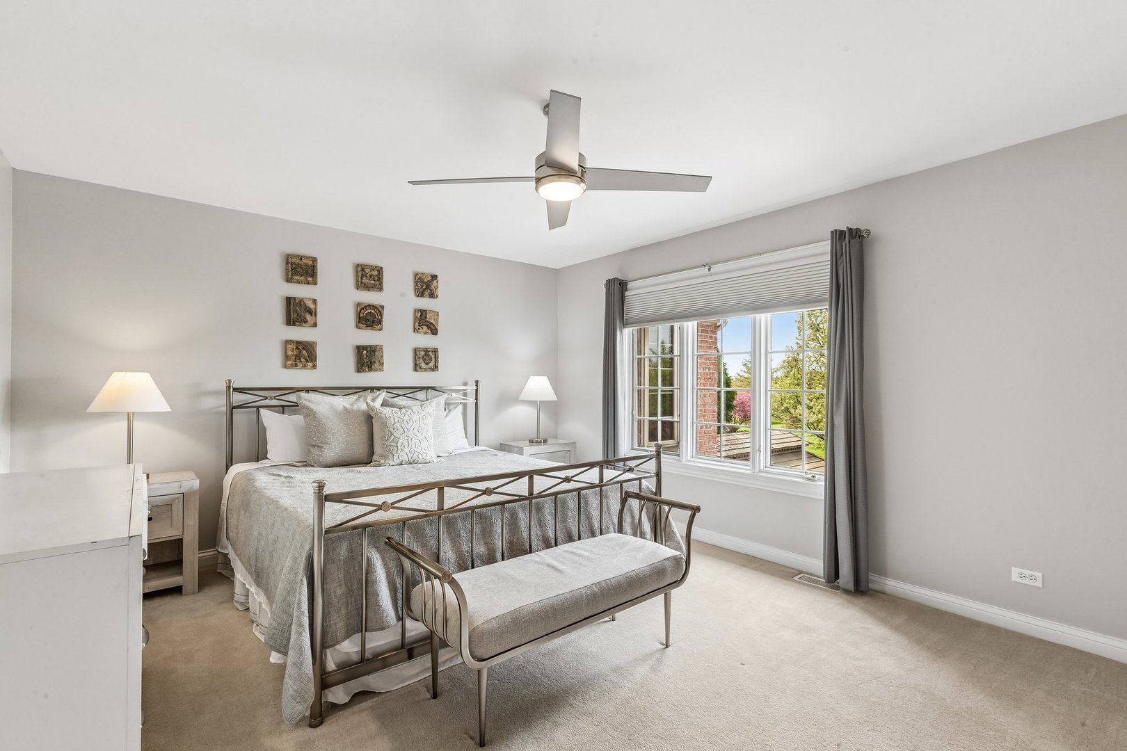 25246 N Abbey Glenn Drive, Hawthorn Woods, IL 60047