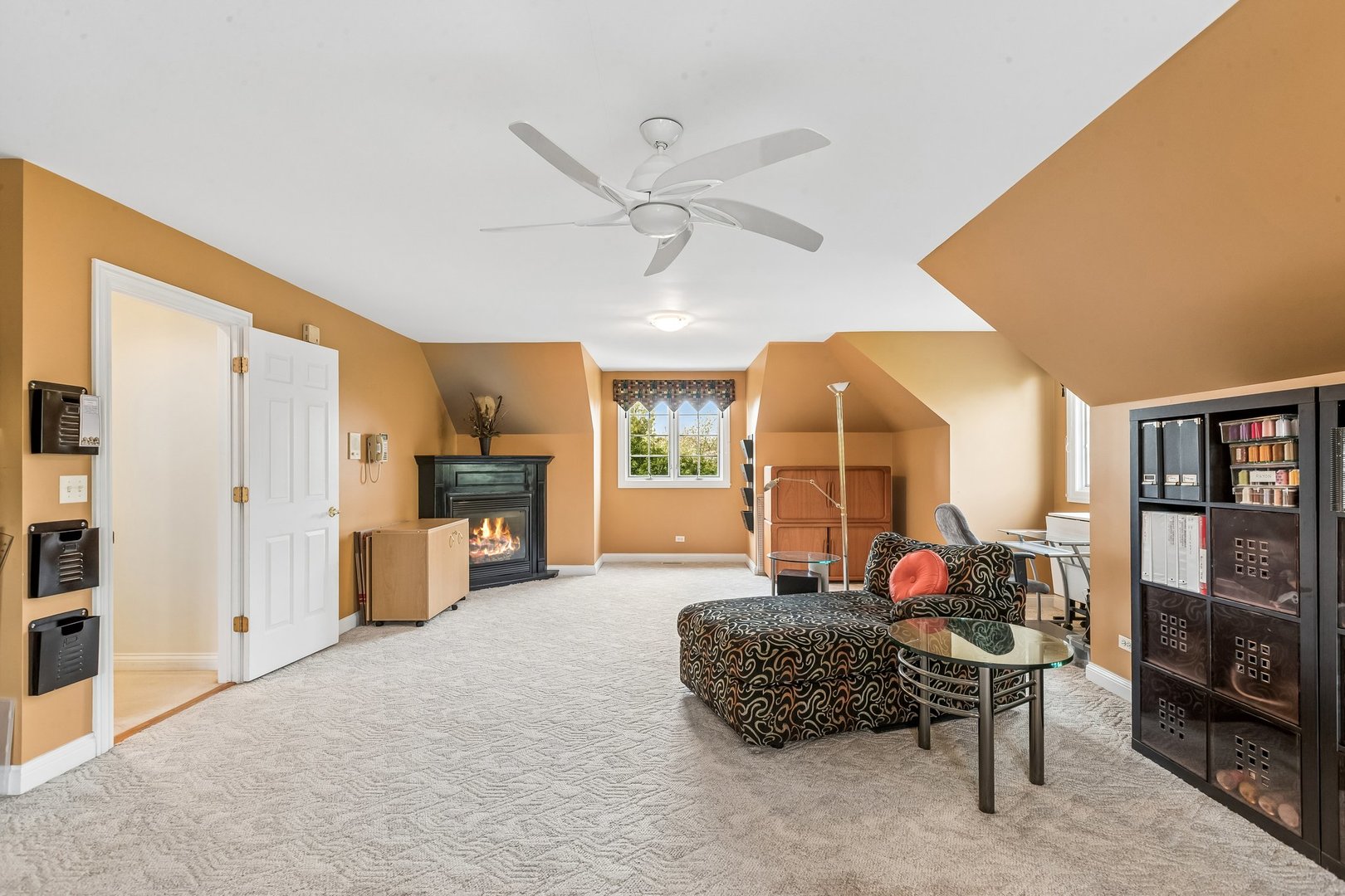 25246 N Abbey Glenn Drive, Hawthorn Woods, IL 60047