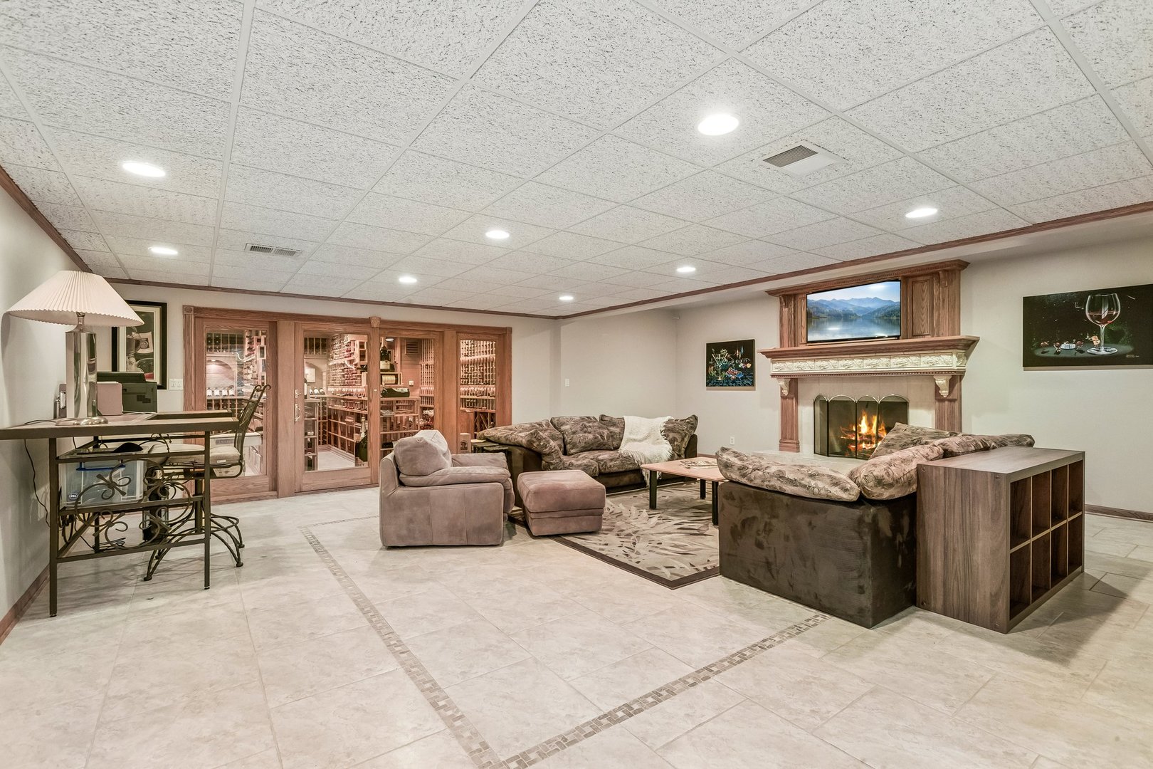 25246 N Abbey Glenn Drive, Hawthorn Woods, IL 60047