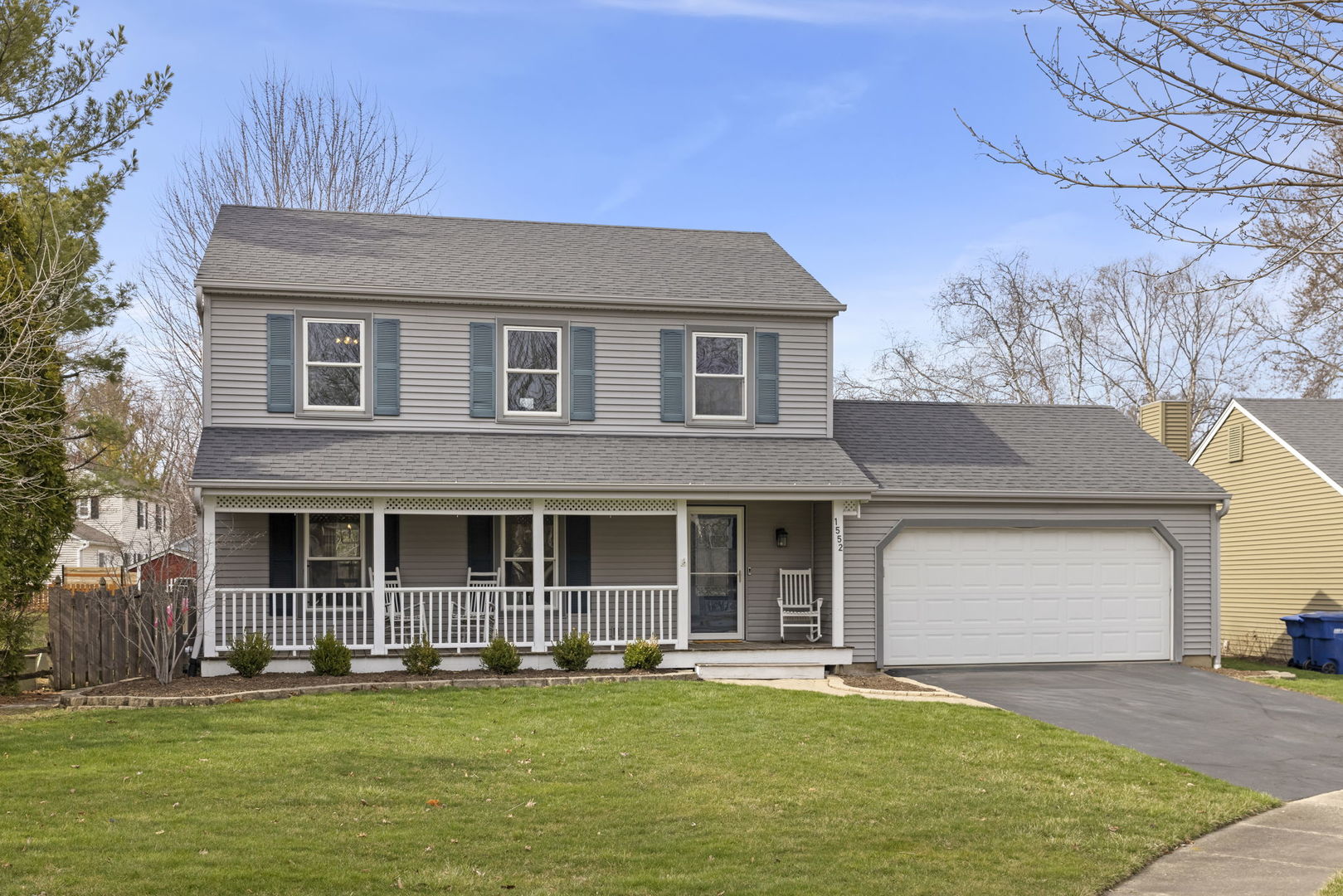 1552 Independence Court, St. Charles, IL 60174