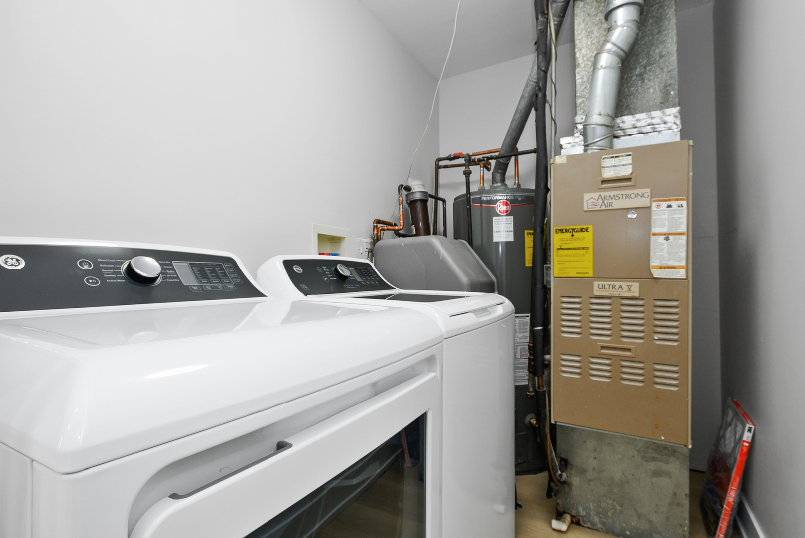 7800 W Kingston Drive, Frankfort, IL 60423