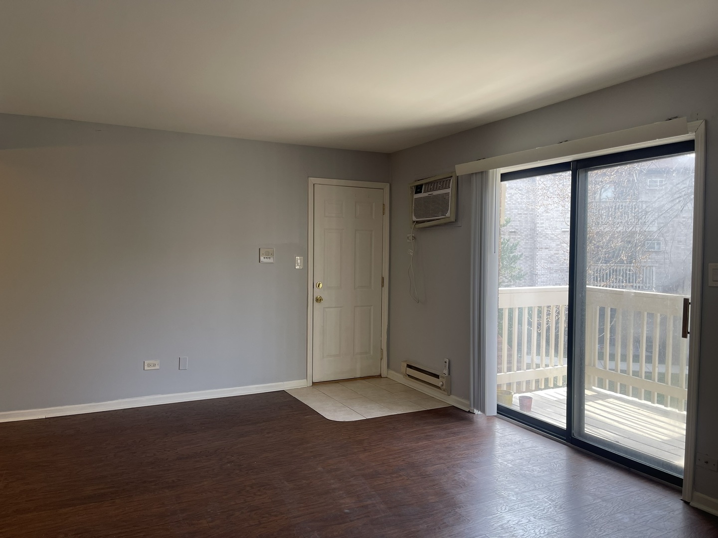 444 E Osage Lane #2A, Palatine, IL 60074