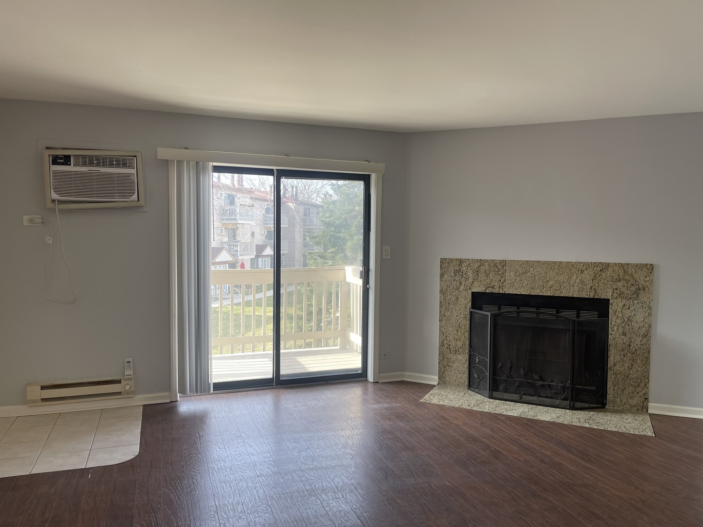 444 E Osage Lane #2A, Palatine, IL 60074