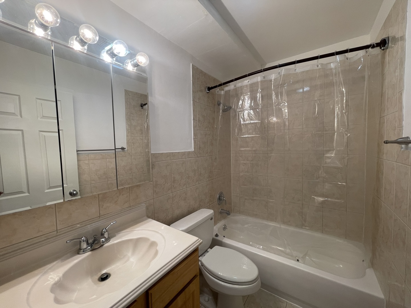 444 E Osage Lane #2A, Palatine, IL 60074