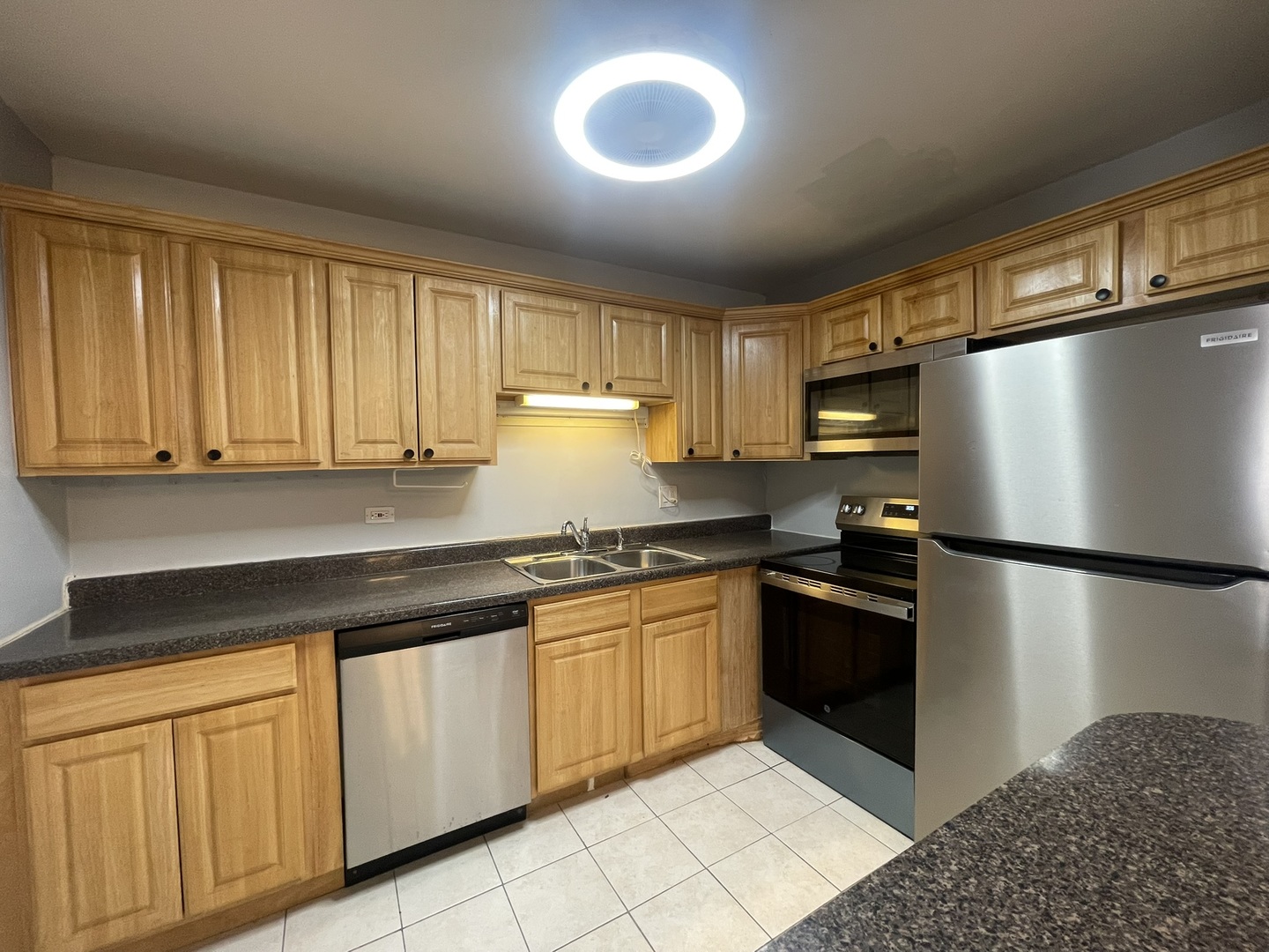 444 E Osage Lane #2A, Palatine, IL 60074