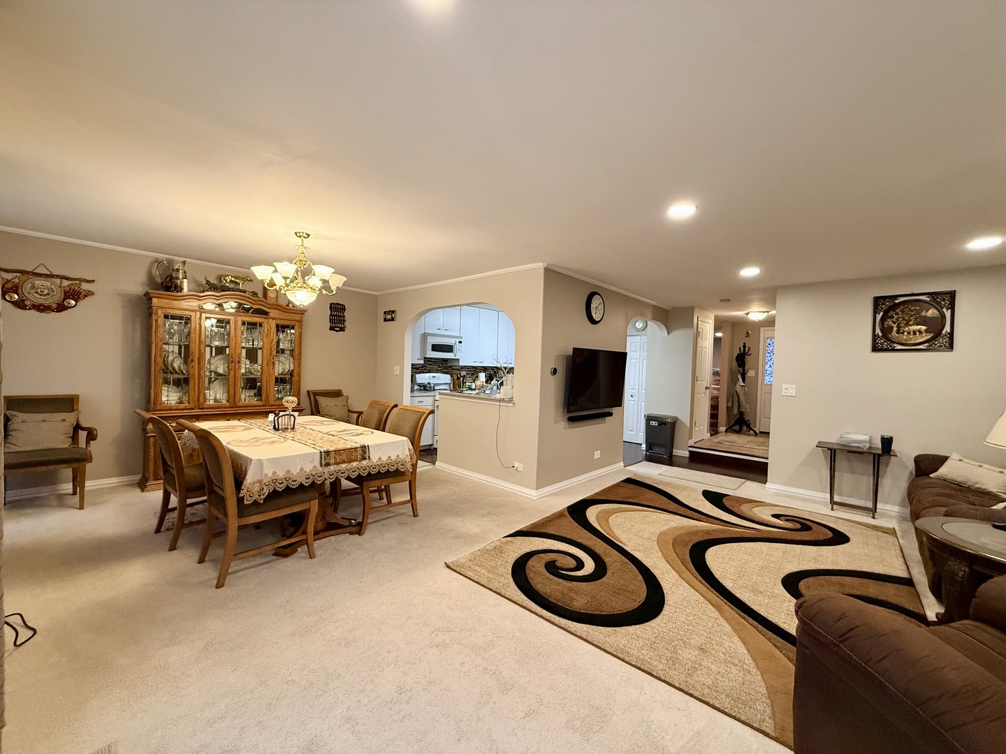 534 Hummingbird Lane, Deerfield, IL 60015