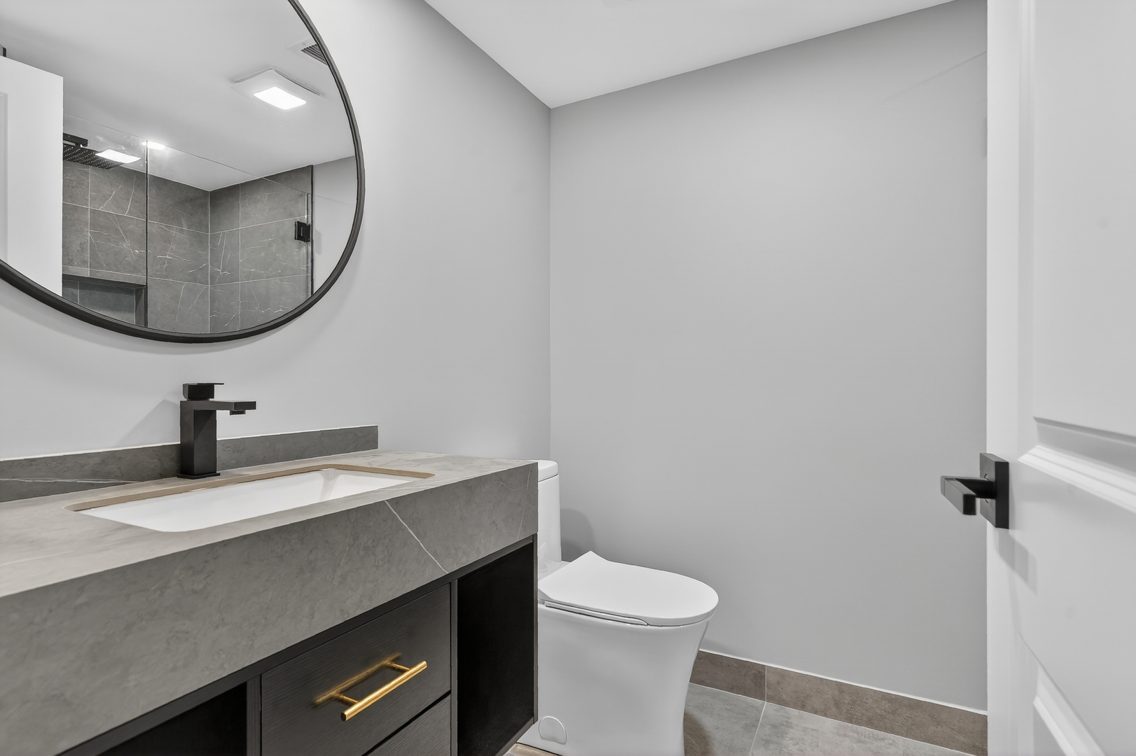 10533 S Whipple Street, Chicago, IL 60655