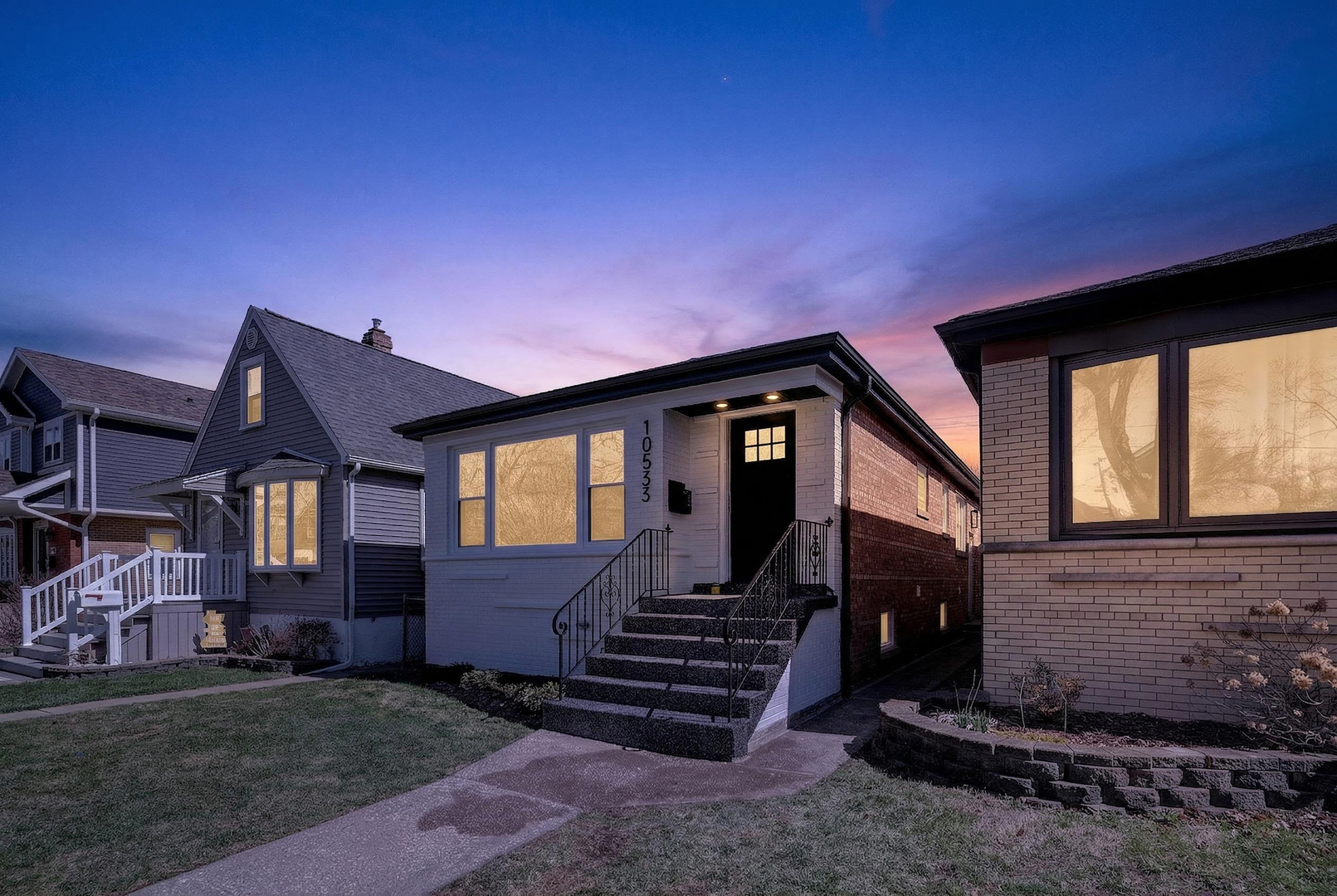 10533 S Whipple Street, Chicago, IL 60655