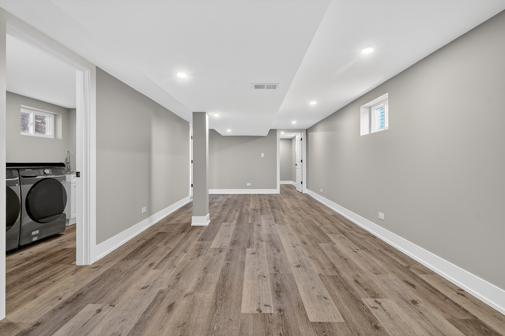 10533 S Whipple Street, Chicago, IL 60655