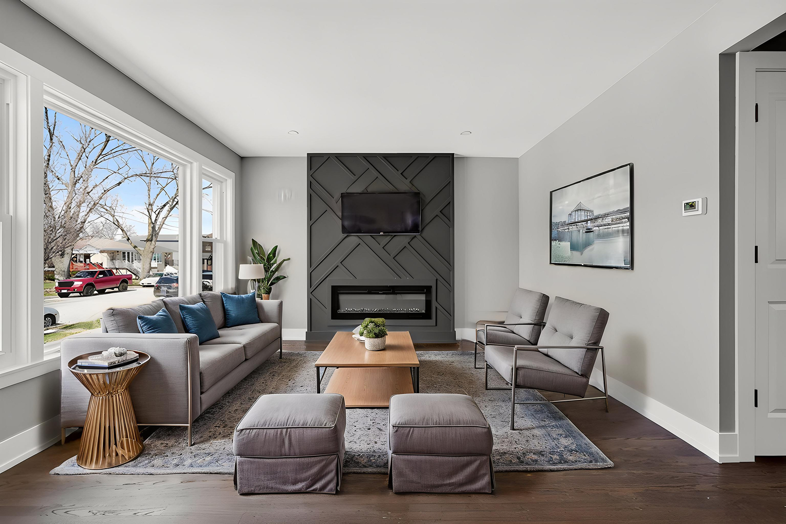 10533 S Whipple Street, Chicago, IL 60655