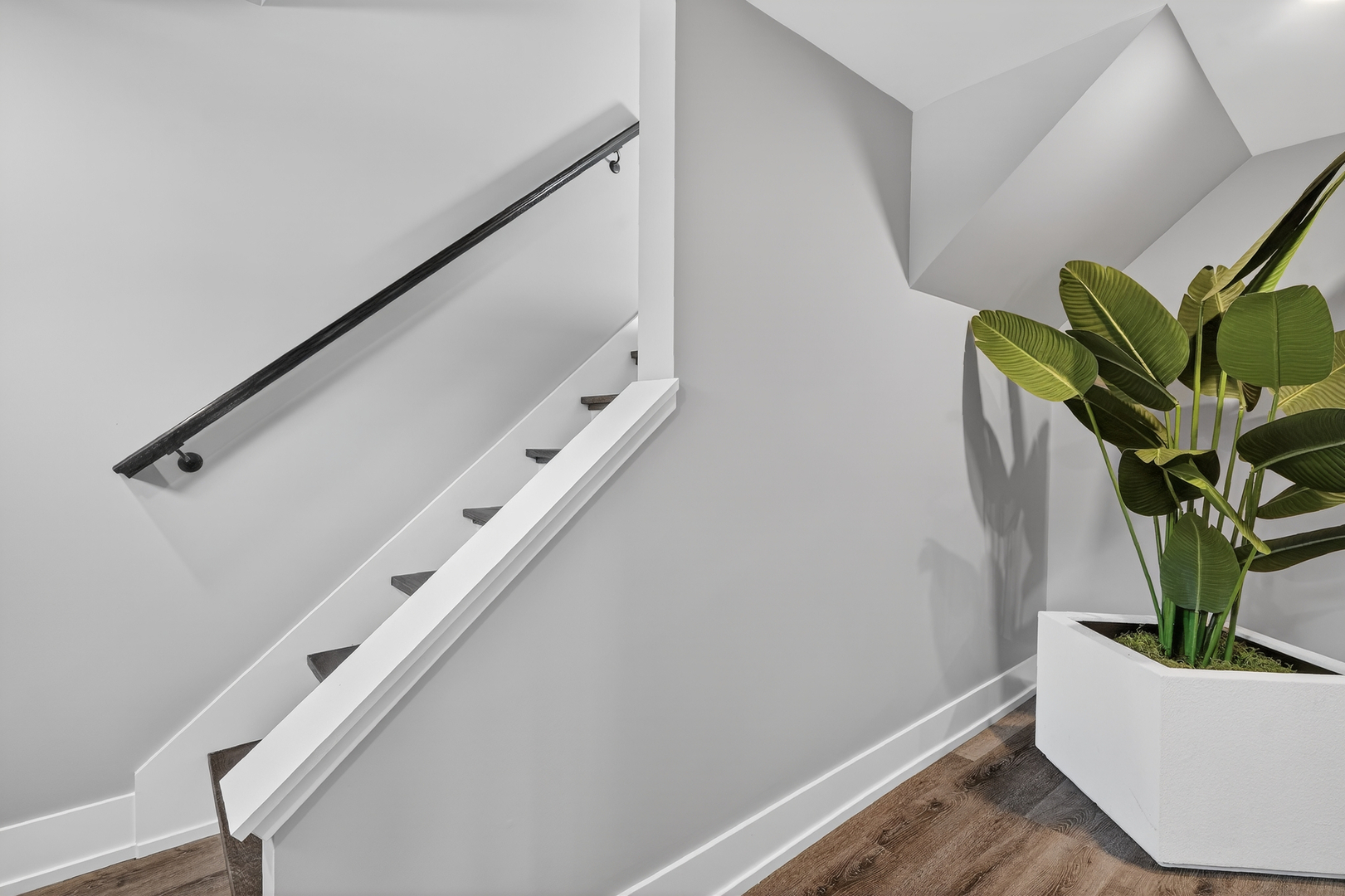 10533 S Whipple Street, Chicago, IL 60655