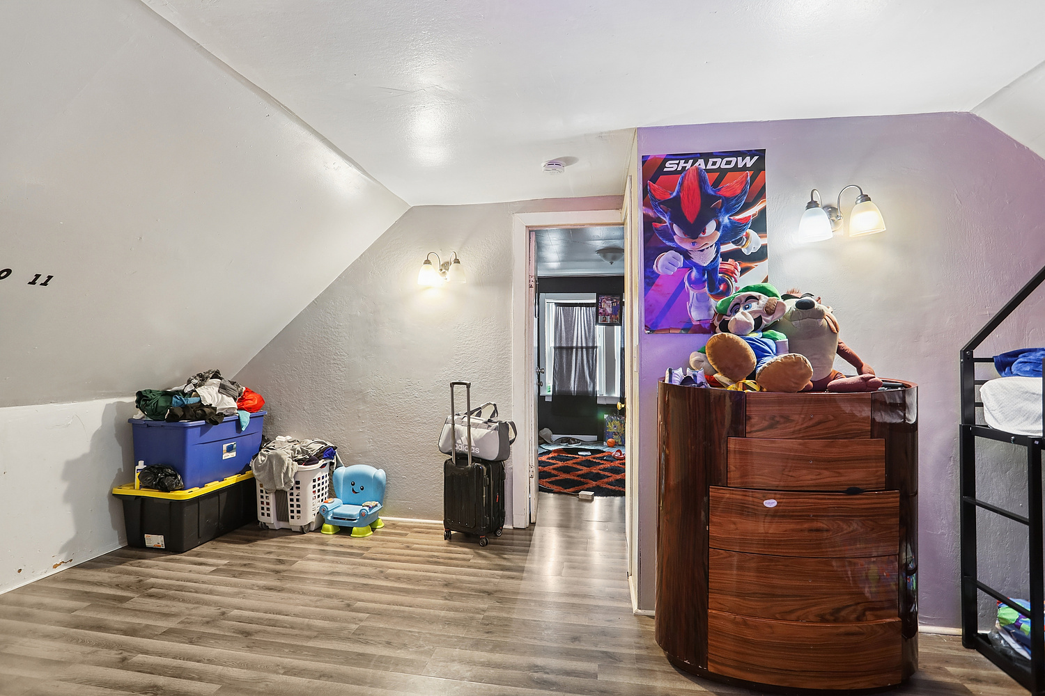 7814 S Saint LAWRENCE Avenue, Chicago, IL 60619