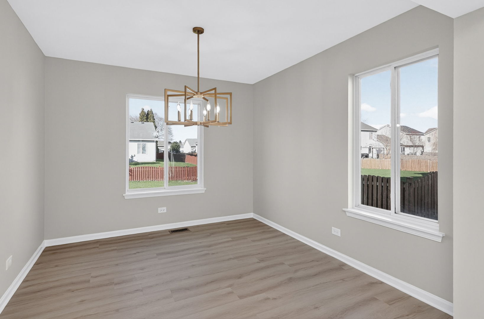 608 Hemmingsen Street, Plano, IL 60545