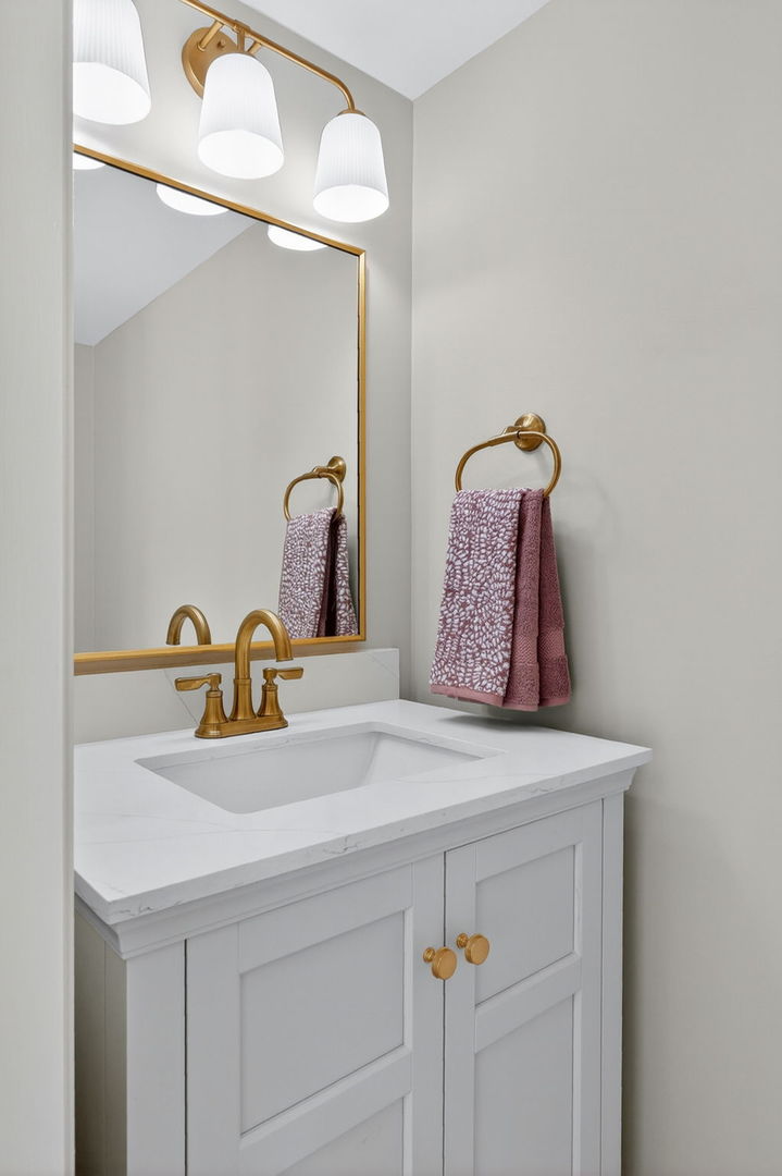 608 Hemmingsen Street, Plano, IL 60545