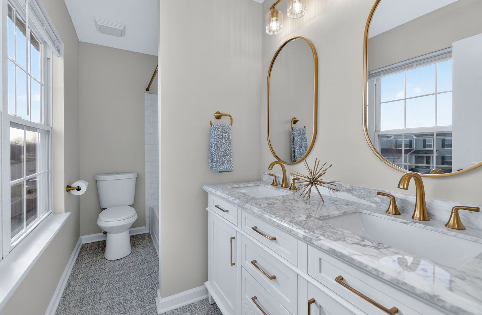 608 Hemmingsen Street, Plano, IL 60545