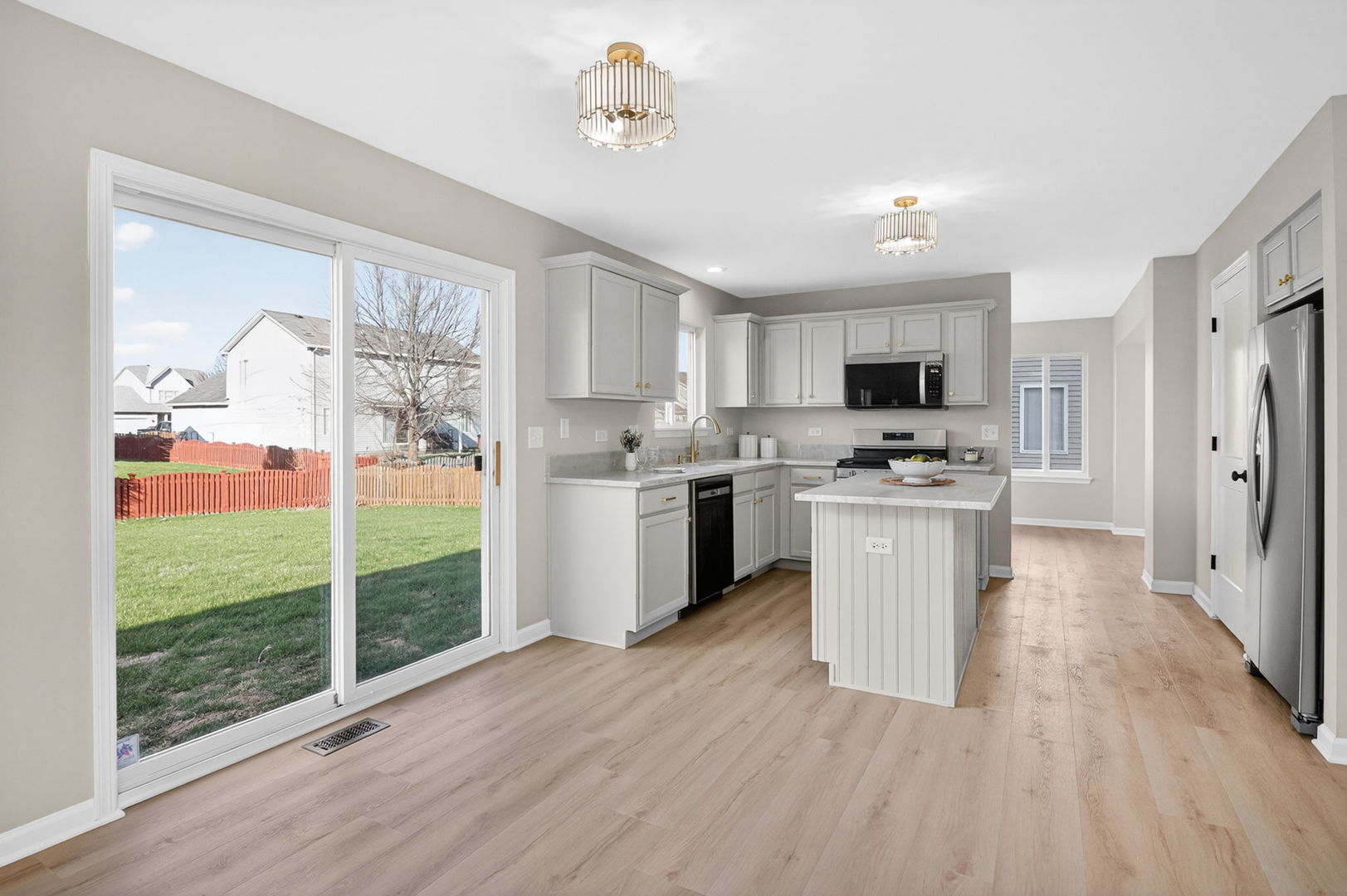 608 Hemmingsen Street, Plano, IL 60545