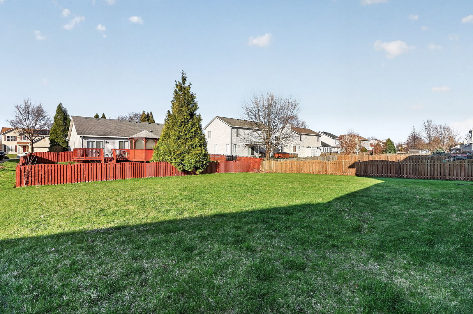 608 Hemmingsen Street, Plano, IL 60545