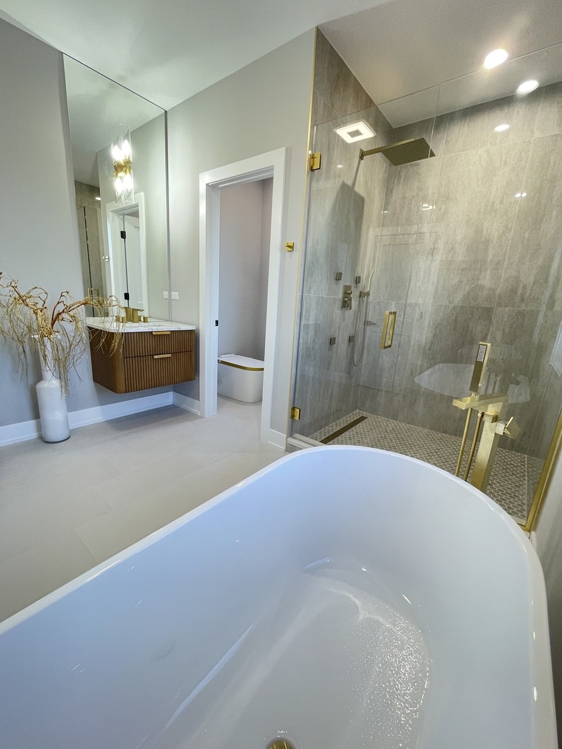 7301 N Oriole Avenue, Chicago, IL 60631