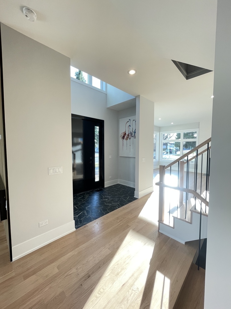 7301 N Oriole Avenue, Chicago, IL 60631