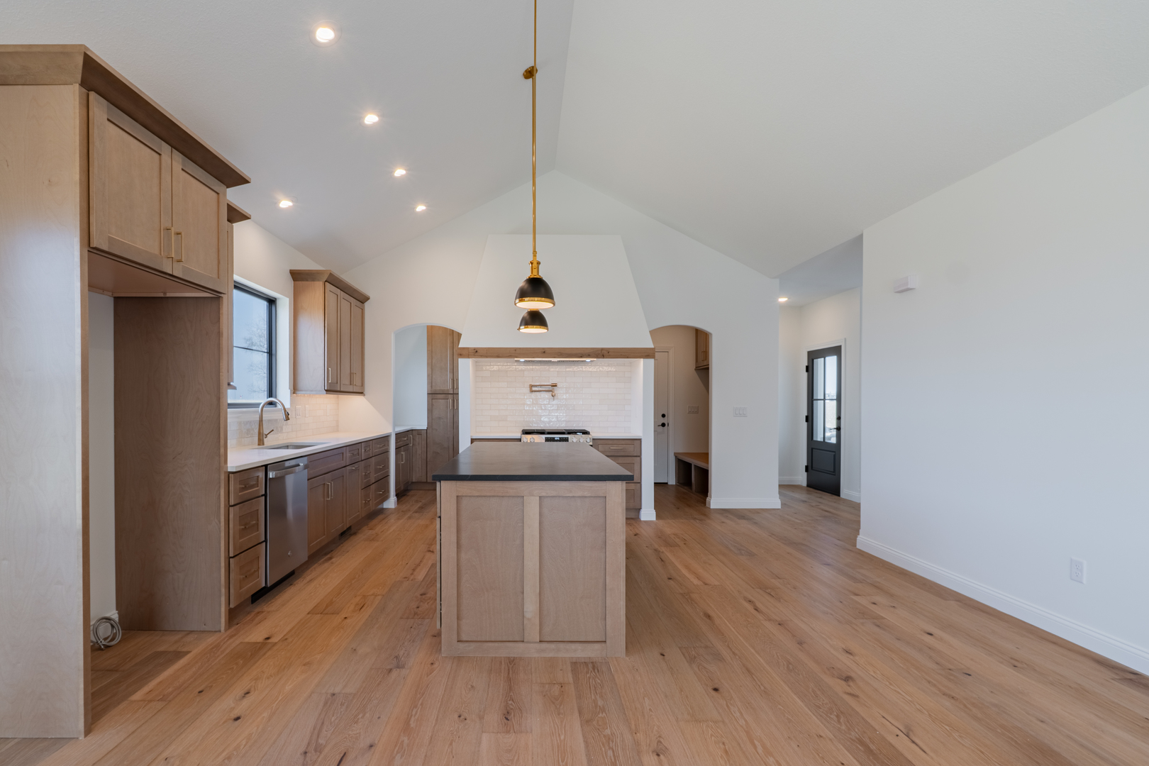 214 Allison Road, Lexington, IL 61753