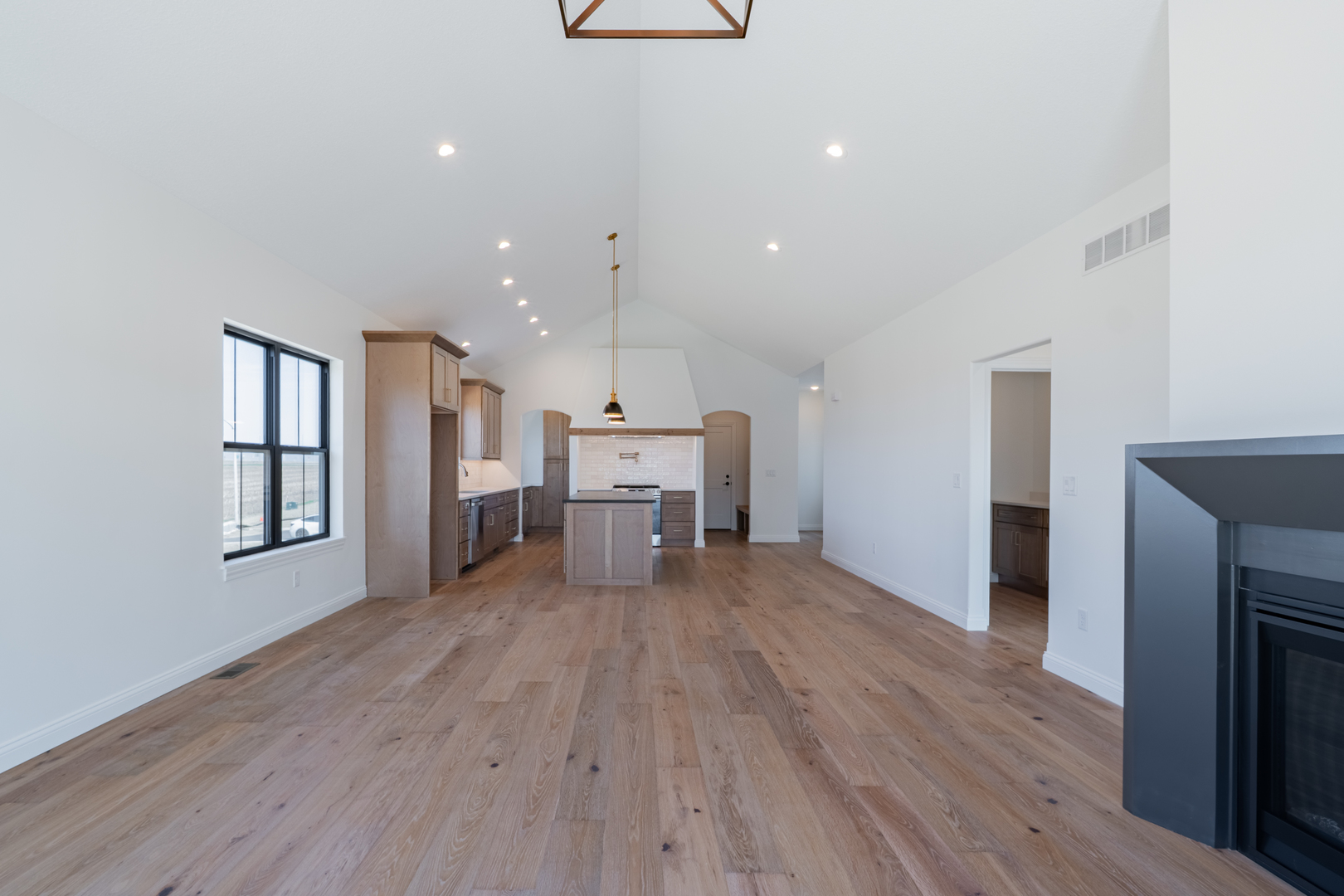 214 Allison Road, Lexington, IL 61753