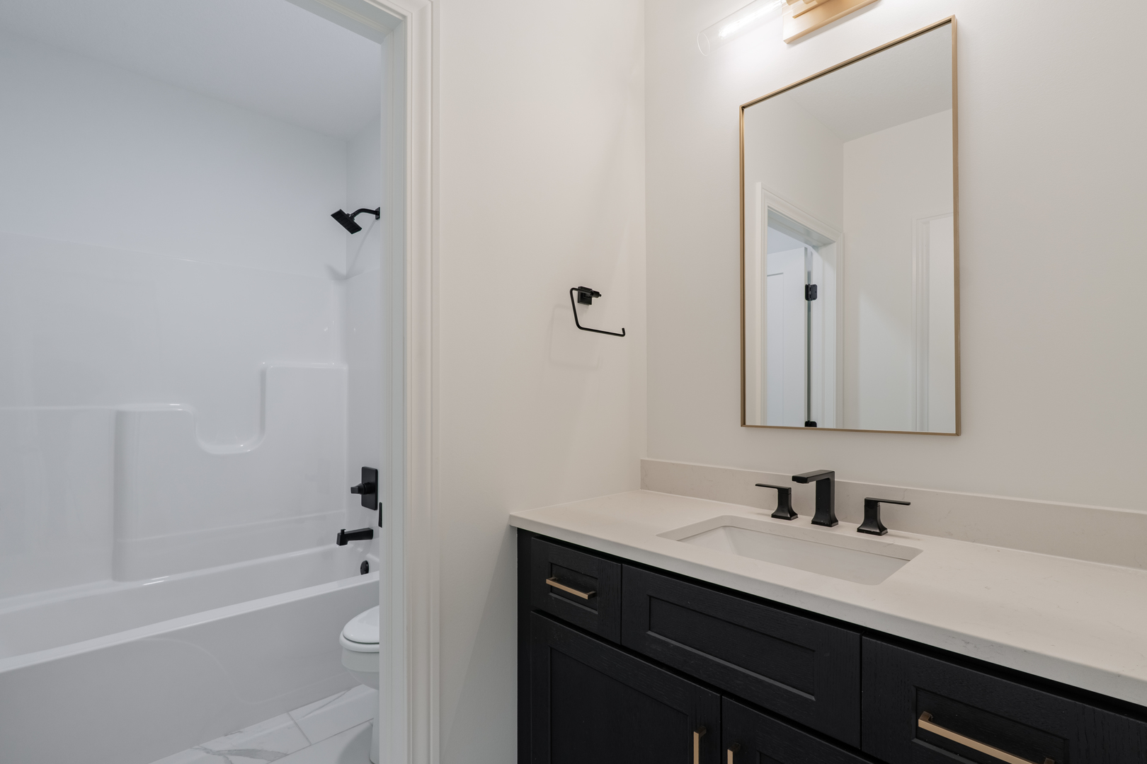 214 Allison Road, Lexington, IL 61753