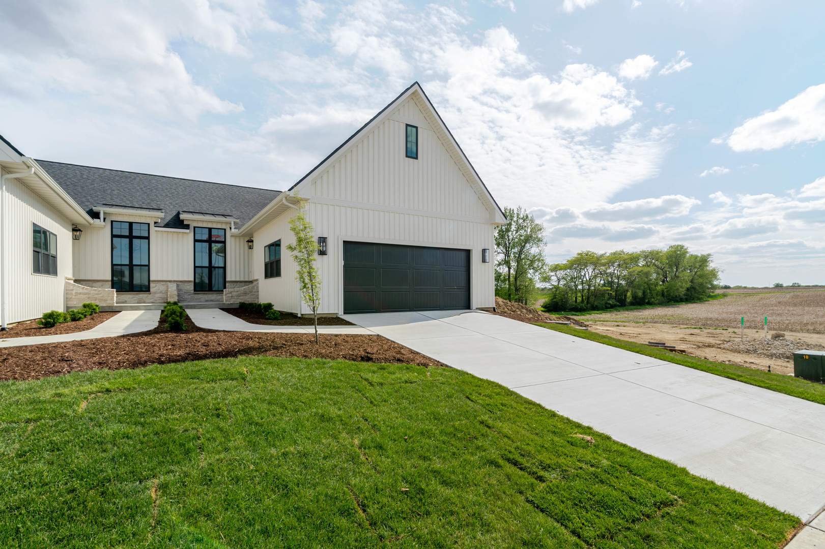 214 Allison Road, Lexington, IL 61753