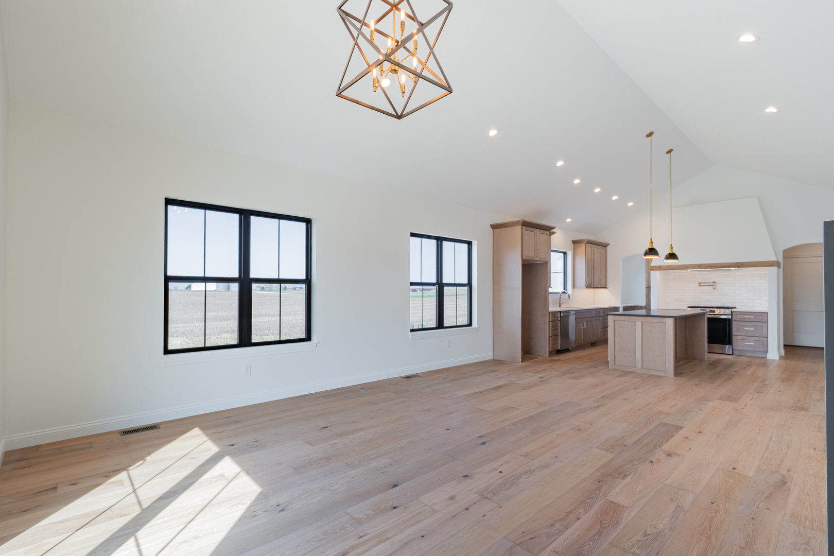 214 Allison Road, Lexington, IL 61753